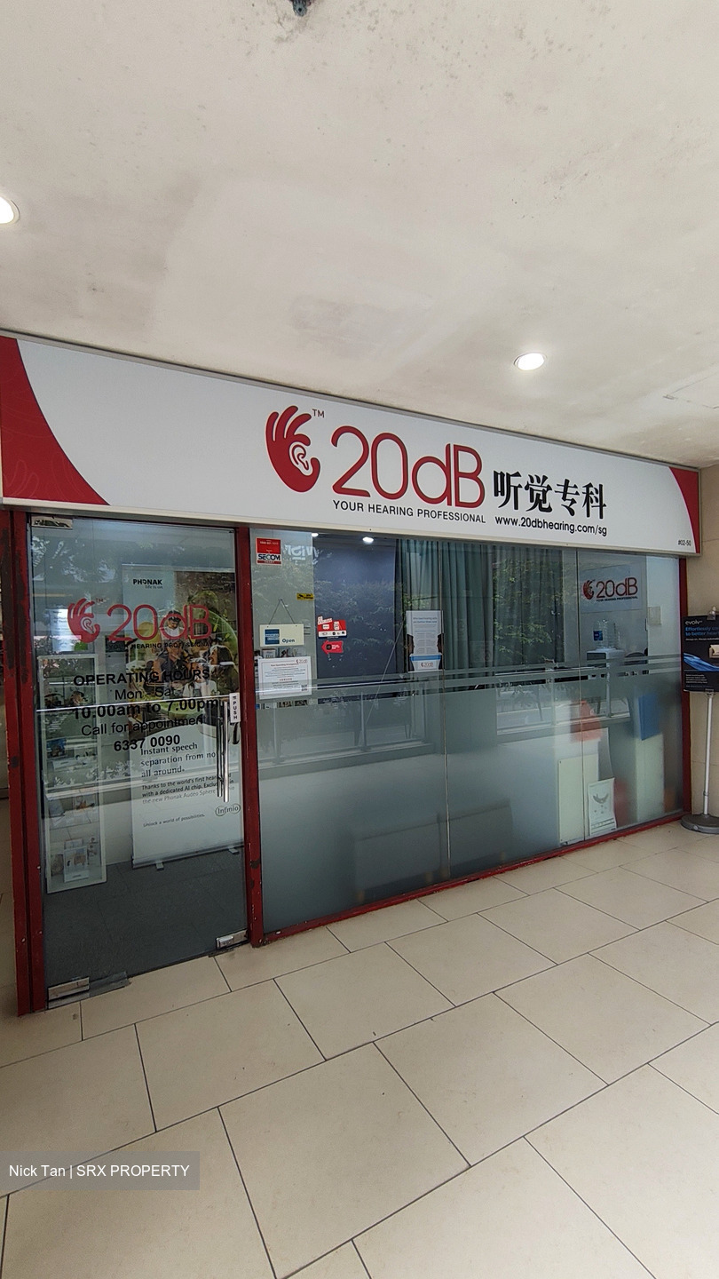 Lucky Plaza (D9), Retail #538913441